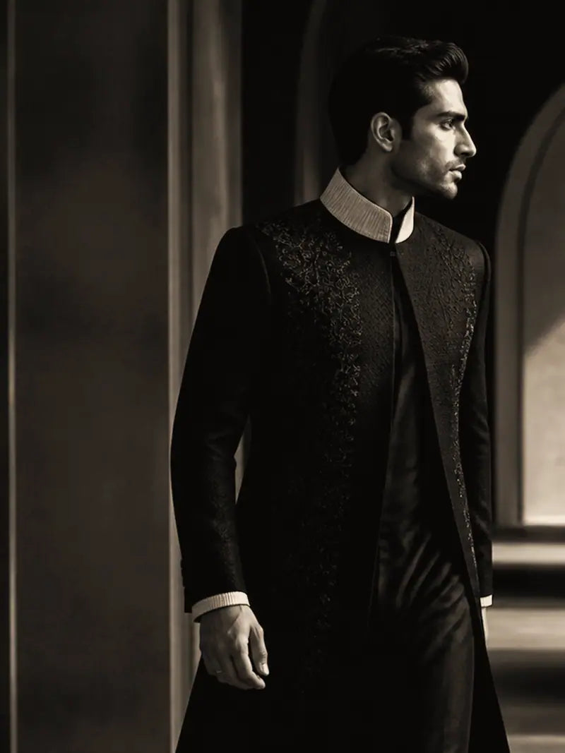 Aariz Band Collar Kurta in Ivory.